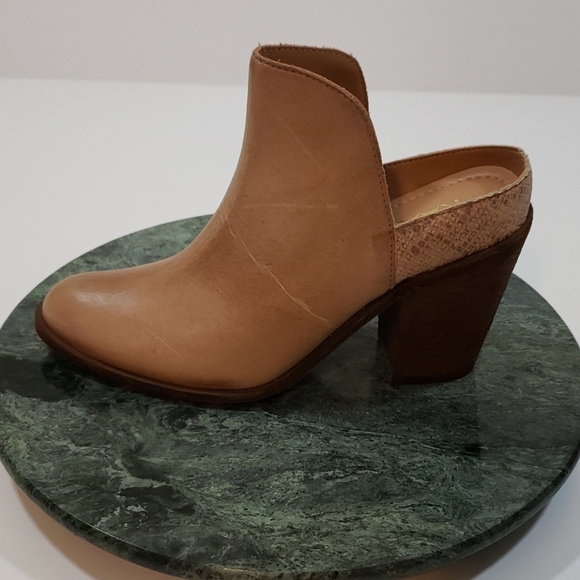 Anthropologie KAANAS~Size 6~San Giovese Snake Heel - Picture 1 of 8